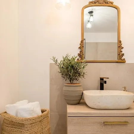 아파트 Saint Simeon And 자다르