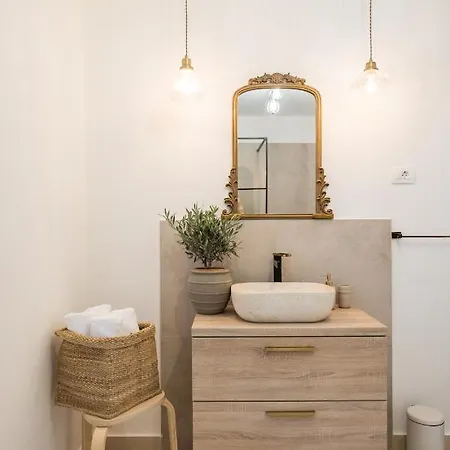 Saint Simeon And 아파트 *