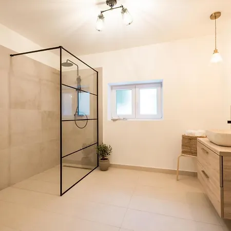 Saint Simeon And 자다르