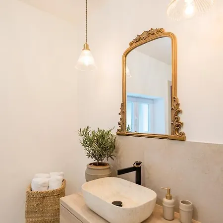 아파트 Saint Simeon And 자다르