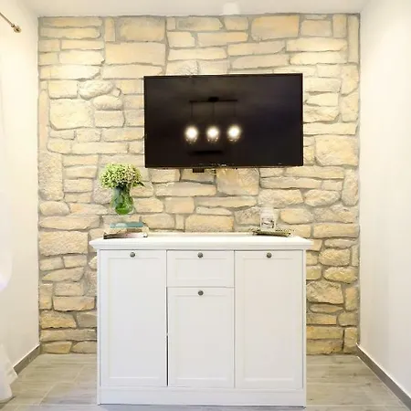 아파트 Saint Simeon And *