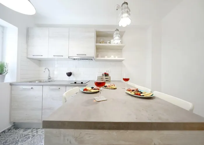 Апартаменти Saint Simeon And *