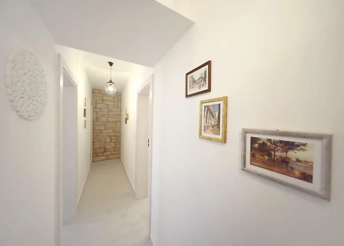 Апартаменти Saint Simeon And